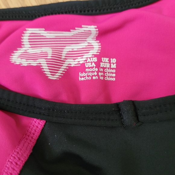 2/$20 Brand new Fox tank - Picture 5 of 5